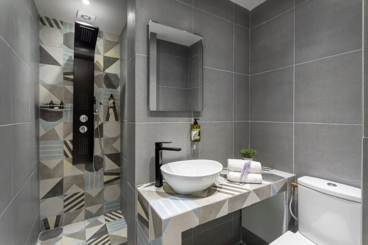 Supreme Luxury Suites By Athens Stay Екстериор снимка